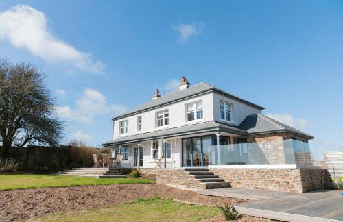 Ultimate Coastal Luxury - 5 Bed, Spacious, Parking, Hot Tub - Foto 50