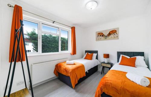 Loughton 3 Bedroom Sleeps 5 by BSE Homes - Foto 8