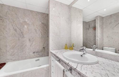 Modern and Large apartment in the heart of Puerto Banus - Foto 10
