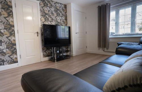 Stunning 3 bed House - Nr Kings Mill Hospital - 2 Parking Spaces, Wifi & Garden - Foto 23