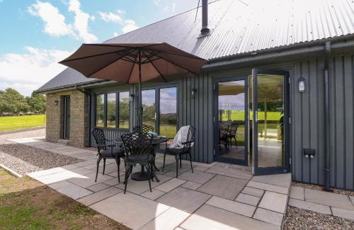 Strawberry Cottage - Photo 2