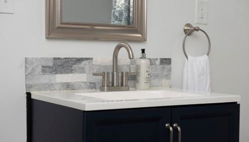 Spacious Bates-Hendricks Home ~ 5 Min to Lucas Oil - Foto 3