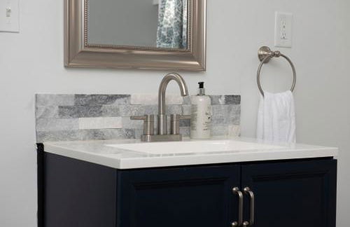 Spacious Bates-Hendricks Home ~ 5 Min to Lucas Oil - Foto 3