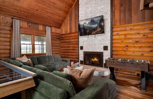 Lakeside Haven with Jacuzzi and Games - Foto 7