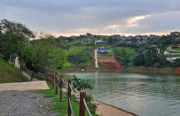 Chácara Vista do Paraíso- Igaratá - Foto 13