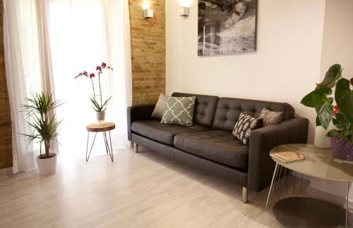 Authentic Charming Apartment/Wifi/Air Conditioning - Photo 2