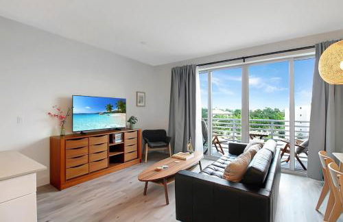 Luxury Condo Living on Sarasota Bay, Minutes From Downtown - Foto 32