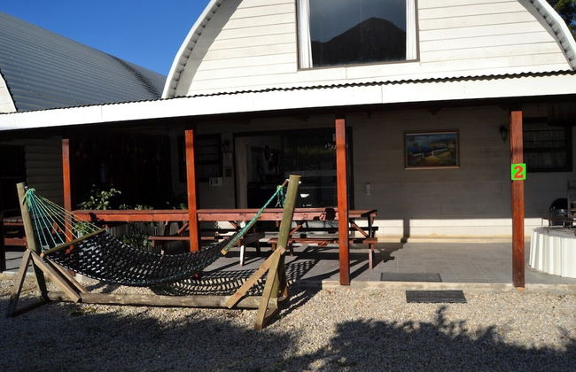 Arch Cabins Self Catering - Photo 37