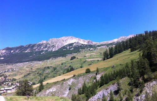 Exceptionnel - En bordure de pistes et skis aux pieds - PELVOUX II - VARS - Foto 34