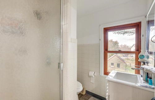 Updated Getaway with Sauna and Yard in Bloomsbury! - Foto 26