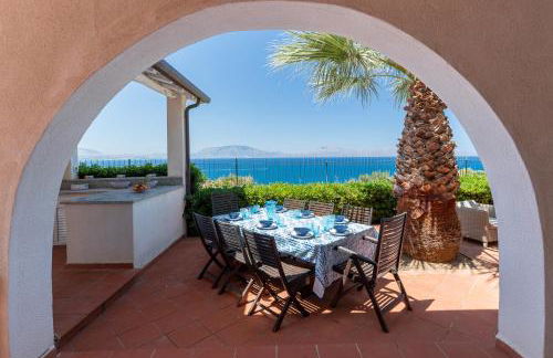 Splendida Villa con vista mozzafiato e piscina - Foto 12