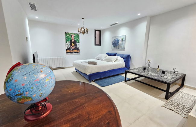 Stylish Luxe House with Garden Marsa - Foto 9