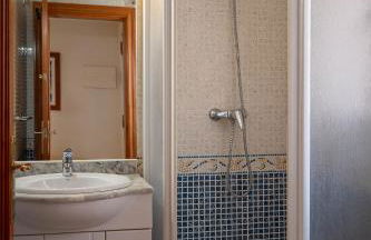 AT130 Casa con piscina privada, aire acondicionado y garaje - Foto 13