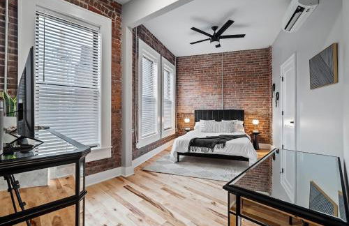 The Modern Boho Brick Loft - Foto 63