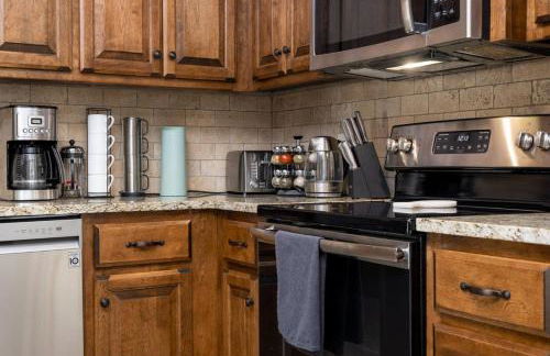 Home Away from Home 3 Close to KCI Airport, Weston - Foto 27