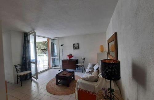 CAVALIERE LE LAVANDOU Au Chêne Liège - Foto 19