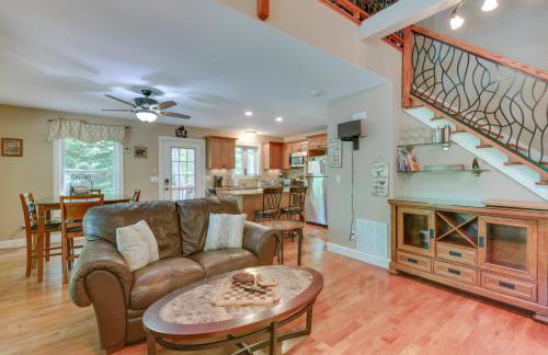 Game Room and Hot Tub Old Forge Home! - Foto 6