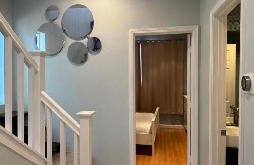 Comfortable Private Room Shared Bath Mins to SF - Foto 8