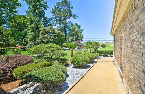 Stunning Duluth Family House with Fireplace and Patio! - Foto 38