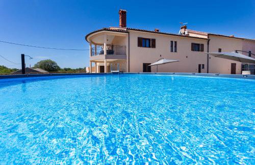 Luxurious new apartment with pool - Foto 6