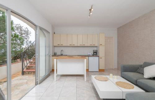 2 homes, pool and beautiful ocean view! - Foto 29