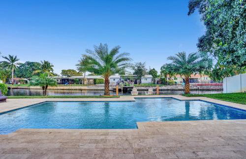 New! Waterfront Heated Pool & Jacuzzi 2 mi to Beach - Fishing Pier Relaxing SPA & Hammock - Photo 8