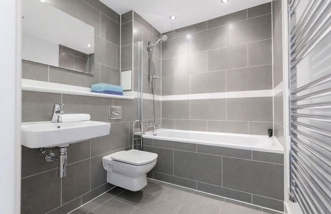 Roomspace Apartments - Chorus - Photo 9