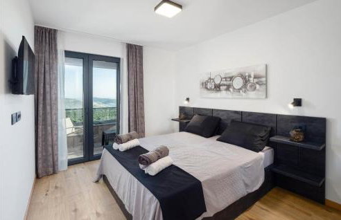 Awesome Home In Jarebinjak - Photo 23