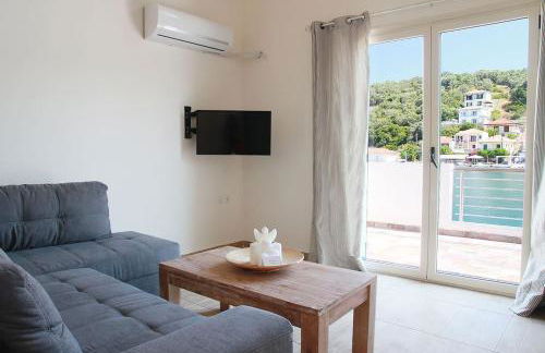 Xaradiotis House - A modern home away from home - Photo 15