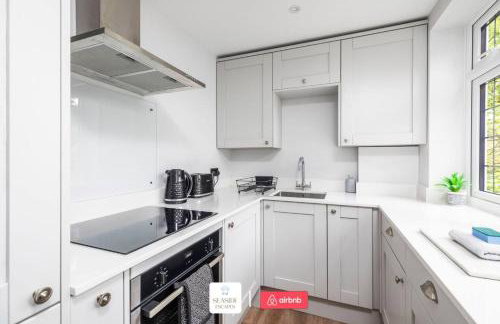 Treeside Place l Seaside Escapes Short Lets & Serviced Accommodation - Foto 11