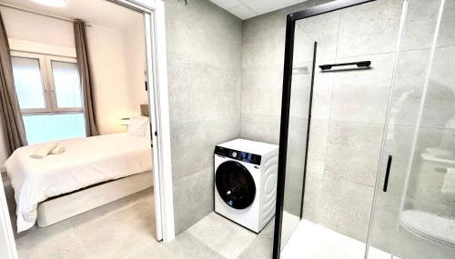 Strategic Stay-Unlock Valencia's Best-Kept Secret - Foto 5, towels, Shower