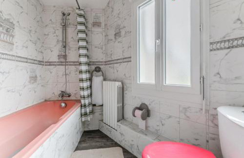 Maison conviviale à Bourbon-Lancy avec équipements modernes - Foto 15