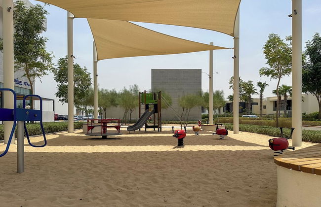 Waves - Elegant 28th Floor Studio in Carson A, Damac Hills - Photo 19