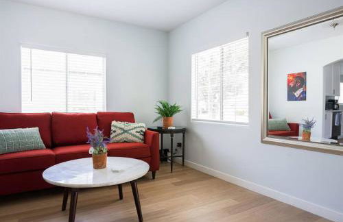 Family Renovated Home, Netflix, AC, WD, Putt Putt - Foto 11