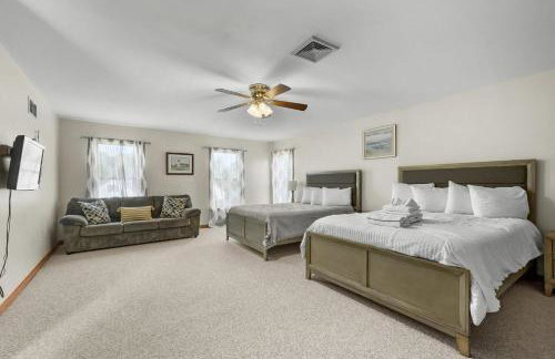 Charming Harwich Home—Relax Explore Cape Cod - Photo 29