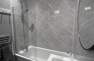 House in Hemingfield, Ideal for Contractors and Long Stays - Foto 3