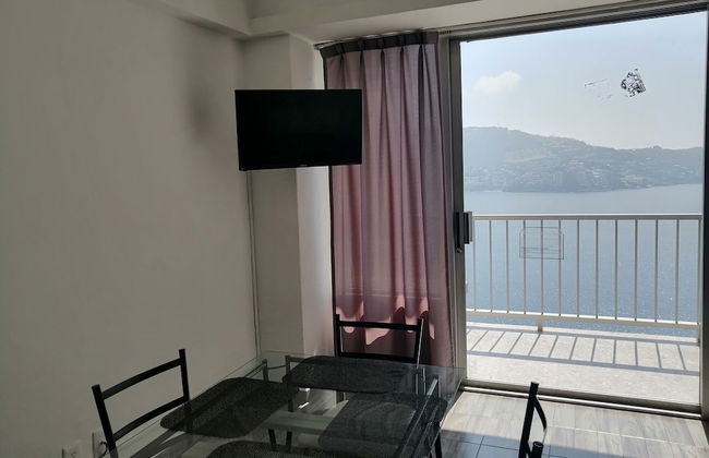 Beautiful Twin Towers Suite With Balcony and Stunning sea View - Foto 11