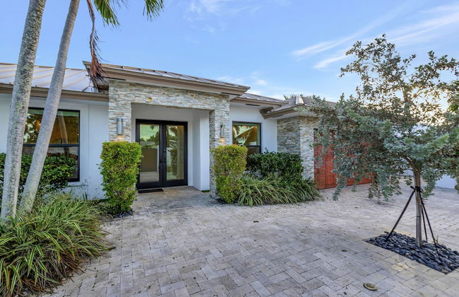 Lynora's Luxe Estate Modern Design - Foto 49