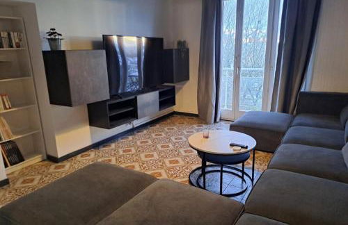 Appartement T4 Dijon proche Tram et bus 4ème étage - Foto 1