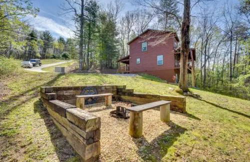 Cozy North GA Cabin 3BR3BA, Fire Pit & Game Rm - Foto 4
