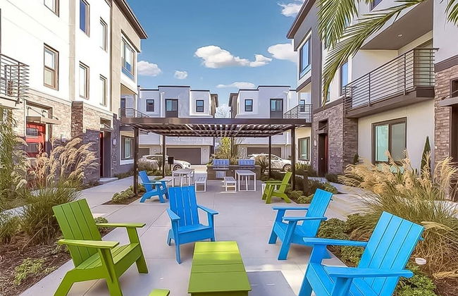 Private Bedroom With Bathroom Central Location - Foto 5