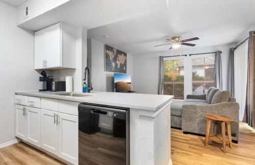 Furnished Apartments in University Hills - Foto 20