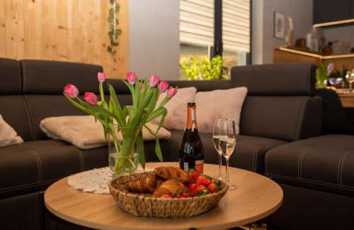 W Sercu Kotliny - luksusowe wille 8 osobowe z balią opalaną drewnem i widokiem na góry - Foto 9