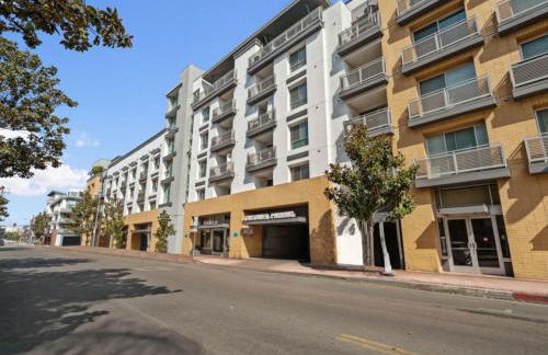 Sunset Duo 2 bedroom Charm with FREE Parking - Foto 12