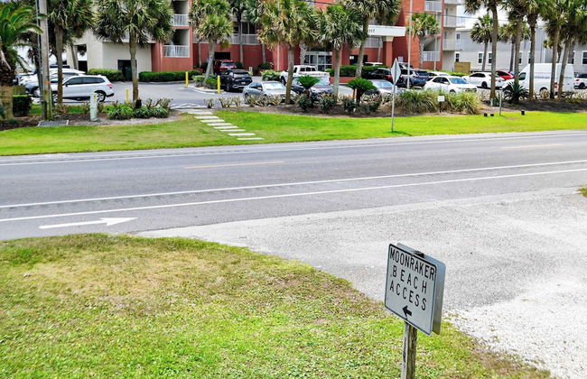 Sandshells Retreat Walk to Beach. Great Area! - Foto 18