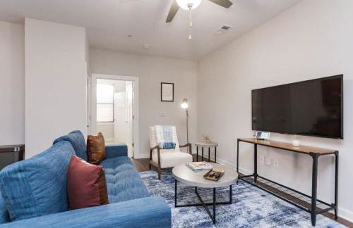 CozySuites Music Row Spacious 1BR with free parking 41 - Foto 7