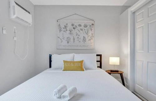 Rustic Retreats Beachy 1BR for 4 guests in the heart of Fort Lauderdale - Foto 11