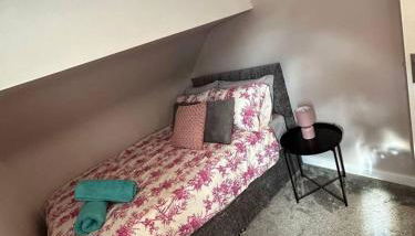 1-Bed House Sleeps 4 Free Parking - Foto 4