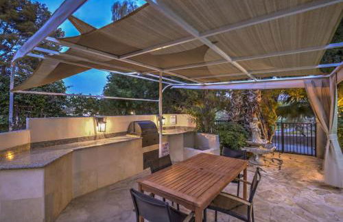 Golf Course Villa w Pool Spa Near the Strip - Foto 54