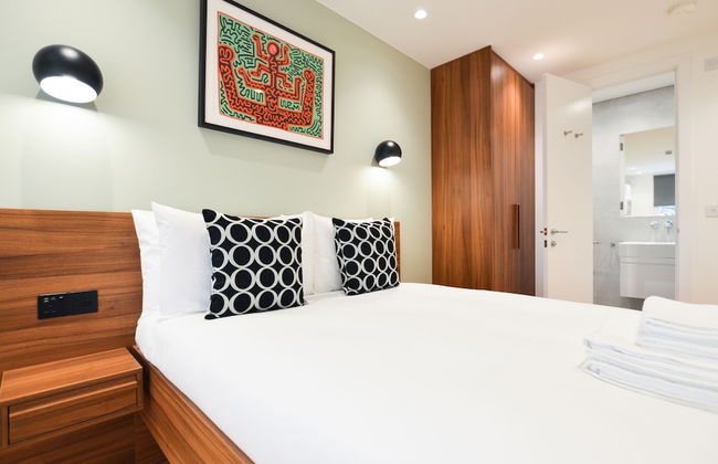 Shepherds Bush Green Serviced Apartments by Concept Apartments - Photo 13